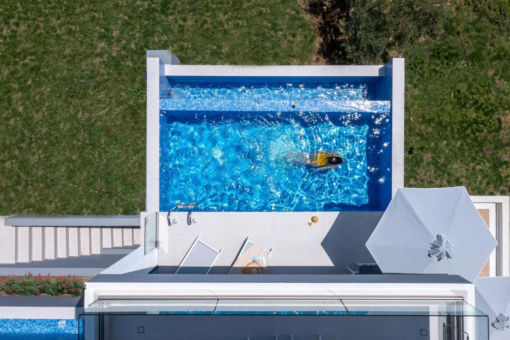 Elysium Villas Bellevue Sarti Buitenkant foto
